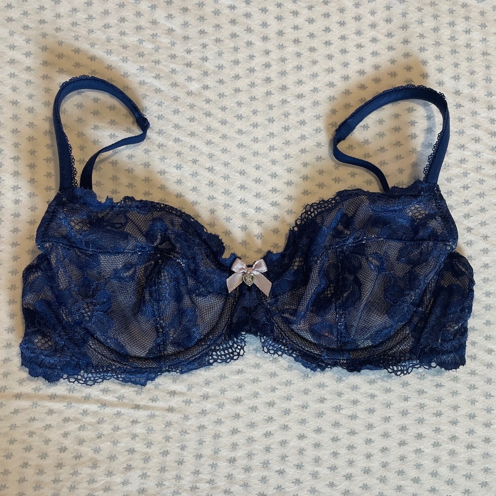 Victoria’s Secret bra - 32D